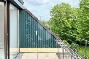 Vollständig renovierte Dachgeschosswohnung in bester Lage – Lotharstraße 11, 40547 Düsseldorf – Vorschaubild 6