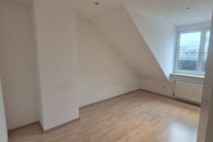 Gepflegte 2,5-Zimmer Dachgeschosswohnung in Elberfeld – Lucasstraße 17, 42107 Elberfeld, Wuppertal – Vorschaubild 3