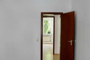 Genießen Sie den Sommer! Gepflegte 2-Zi.-Wohnung mit Gartennutzung im Herzen von Langerfeld! – Oldenburgstraße 19, 42389 Wuppertal – Vorschaubild 3