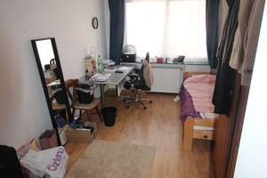 Duisburg- Neudorf tolle 3 Zimmerwohnung mit gr. Balkon im 1.Obergeschoß – Blumenstraße 12, 47057 Neudorf-Nord, Duisburg – Vorschaubild 2