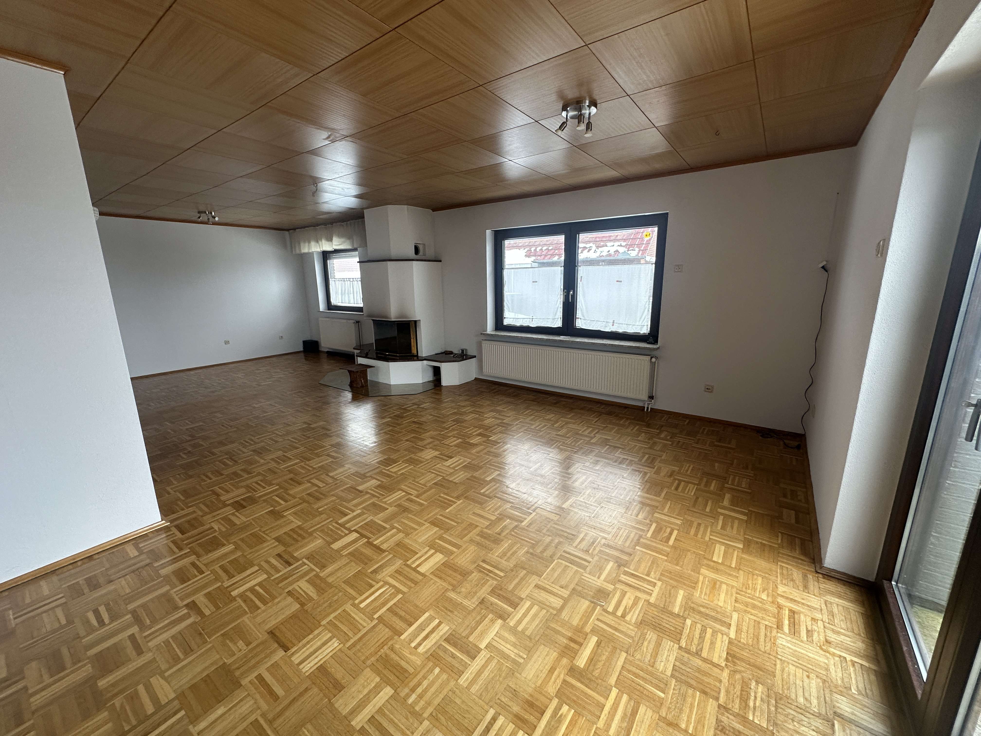 Immobilie in Hardegsen - Großes Einfamilienhaus mit viel Nutzfläche und tollem Garten - Bild 13