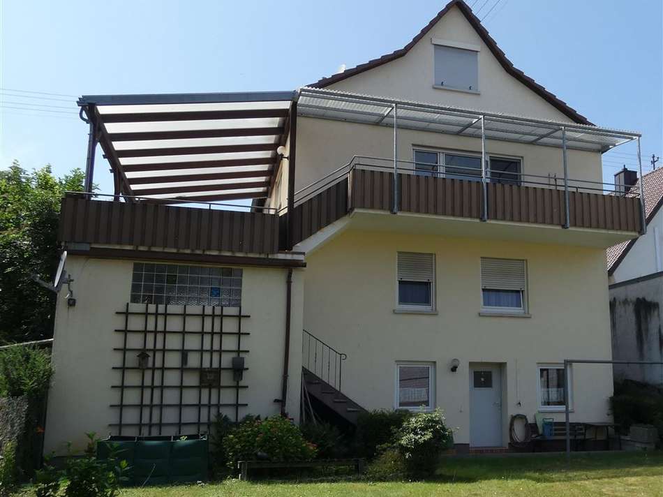 3-Familienhaus - Ostansicht