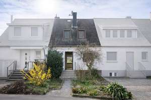 Modernisiertes Mittelreihenhaus (ca. 117 qm Wohn-/Nutzfläche) in Hamburg Iserbrook – Die vollständige Adresse der Immobilie erhältst du vom Anbieter., 22589 Iserbrook, Hamburg – Vorschaubild 4