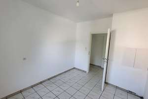 Helle 3,5 Raum Wohnung in GE-Schalke-Nord, zentrale Lage, provisionsfrei – Kurt-Schumacher-Str. 188, 45881 Schalke-Nord, Gelsenkirchen – Vorschaubild 4