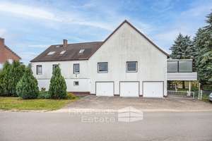 Mehrfamilienhaus mit drei Wohneinheiten – Ideal für Kapitalanleger und Selbstnutzer – Die vollständige Adresse der Immobilie erhältst du vom Anbieter., 31840 Hessisch Oldendorf – Vorschaubild 4