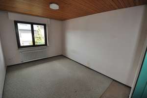 Privat: Familienfreundliches Reihenhaus mit Garten & Garage in bester Lage, Böblingen-Tannenberg – Die vollständige Adresse der Immobilie erhältst du vom Anbieter., 71032 Böblingen – Vorschaubild 30