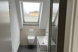  **Hochwertige Dachgeschosswohnung (4,5 Zimmer) in Bonn-Beuel-Mitte** – Die vollständige Adresse der Immobilie erhältst du vom Anbieter., 53225 Beuel-Mitte, Bonn – Vorschaubild 4