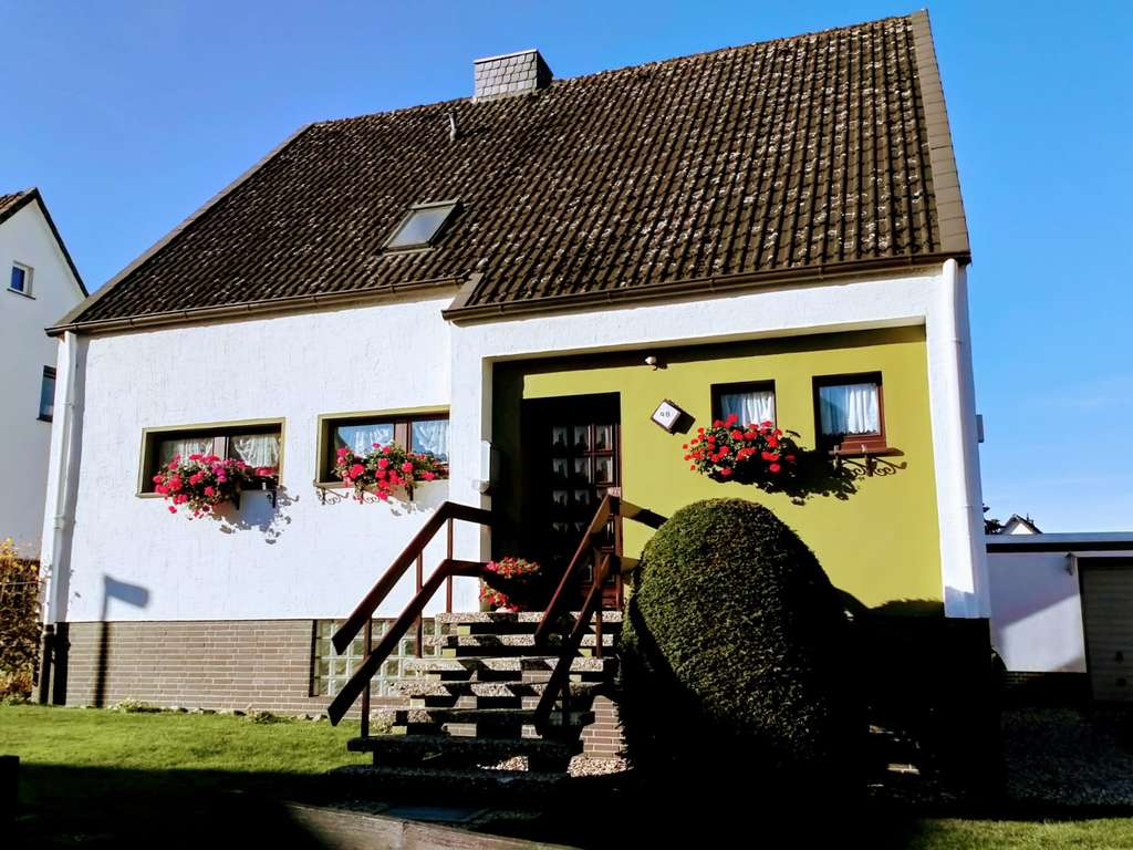 Immobilie in Holle - Einfamilienhaus mit herrlichem Garten in Derneburg von privat - Bild 0