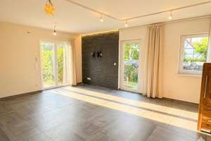 großes individuell erbautes Einfamilienhaus mit Einliegerwohnung in Pausndorf-Solar & Wärmepumpe – 4328 Paunsdorf, Leipzig – Vorschaubild 7