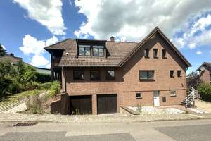 Schickes Ein-/Zweifamilienhaus in wunderbarer Lage von 52372 Kreuzau-Obermaubach – Die vollständige Adresse der Immobilie erhältst du vom Anbieter., 52372 Kreuzau – Vorschaubild 42