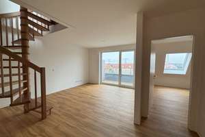 WOW! Lichtdurchflutete 2-Zi.-Whg. mit Penthouse-Atmosphäre!!!  – Lübecker Straße 4, 1159 Löbtau-Nord, Dresden – Vorschaubild 2