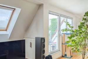 HOMESK - Dachgeschoss-Maisonette-Wohnung mit Balkon und Dachterrasse im Prenzlauer Berg – Stargarder Straße 18, 10437 Prenzlauer Berg, Berlin – Vorschaubild 12