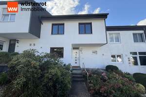 Schönes Reihenmittelhaus in Böblingen mit Garten, Balkon & Garage in zentraler und ruhiger Wohnlage – Die vollständige Adresse der Immobilie erhältst du vom Anbieter., 71032 Böblingen – Vorschaubild 3