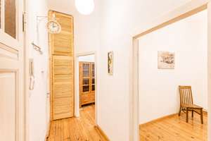 Gepflegter Altbau mit 2 separat begehbaren Zimmern&3,5 m Decken Ku’damm-Seitenstraße. Provisionsfrei – Johann-Georg-Straße 23, 10709 Halensee, Berlin – Vorschaubild 5
