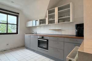 3 Zimmer DG-Wohnung mit Loggia, Garage und zusätzlich ca.31m² ausgebauter Nutzfläche im Spitzboden – Die vollständige Adresse der Immobilie erhältst du vom Anbieter., 68229 Friedrichsfeld, Mannheim – Vorschaubild 4
