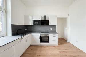 Kernsanierte 2-Zimmer-Wohnung mit Küche u. Waschmaschine – Düsseldorf – Vorschaubild 3