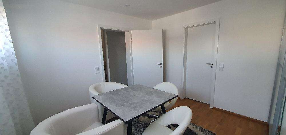 Immobilie in Buch am Erlbach - Ruhiges Wohnen mit hohen Standard - Neuwertige Doppelhaushälfte mit Doppelgarage - Bild 9