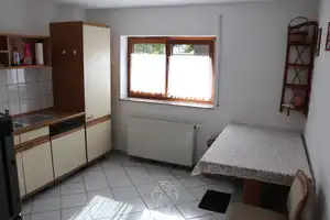 Facettenreiches Zweifamilienhaus in Grombach – Heilbronn (Kreis) – Vorschaubild 22