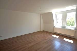 +++DRESDEN-MICKTEN+++ Gut geschnittene Familienwohnung mit Balkon in zentraler Lage! – Leipziger Straße 194, 1139 Mickten, Dresden – Vorschaubild 17