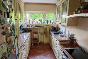 ** EIGENER GARTEN, WOHNEN IM AUKAMM & 1 ZIMMER APPARTEMENT IM DG ** – Wiesbaden – Vorschaubild 6