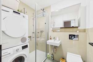 Luxus-MFH in Regensburg – kernsaniert, Garten, Pool & PV-Anlage auf Neubauniveau! – Die vollständige Adresse der Immobilie erhältst du vom Anbieter., 93055 Burgweinting-Harting, Regensburg – Vorschaubild 38