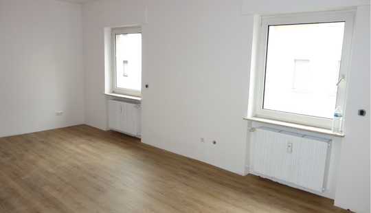 Bild von Teilsaniertes Mehrfamilienhaus (4 Wohnungen) in zentraler, ruhiger Lage von FFM-Sossenheim