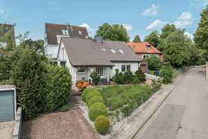 Zwei Wohnungen - ein Zuhause 
in begehrter Lage von Timmendorfer Strand – Ostholstein (Kreis) – Vorschaubild 2