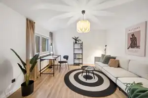 EINZIEHEN UND WOHLFÜHLEN - GROSSZÜGIGES REIHENMITTELHAUS MIT GARAGE – Bielefeld – Vorschaubild 9