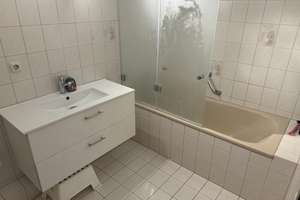 Exklusive stillvolle 3-Zimmer-EG-Wohnung mit Terrasse und Garten – Therese-Giehse-Allee 89, 81739 Altperlach, München – Vorschaubild 2