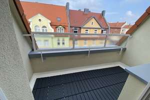 Dachgeschosswohnung in der Erfurter Altstadt mit zwei Balkonen – Müllersgasse 7, 99084 Altstadt, Erfurt – Vorschaubild 2
