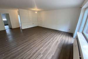 Helle 3,5-Zimmer-Wohnung mit Balkon – 102 m² – Duisburg-Laar