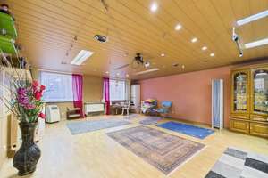 Großzügiges Wohnensemble mit Terrasse & Hof in Calbe (Saale) – Die vollständige Adresse der Immobilie erhältst du vom Anbieter., 39240 Calbe (Saale) – Vorschaubild 8