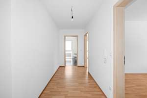 Moderne 3-Zimmer-Eigentumswohnung mit großzügiger Loggia und zwei Stellplätzen in Burgfarrnbach – Würzburger Str. 446, 90768 Atzenhof, Burgfarrnbach, Fürth – Vorschaubild 6