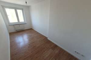 *Familiäre und zentrale Wohnung mit Balkon und Tageslichtbad* – Olvenstedter Straße 32, 39108 Stadtfeld Ost, Magdeburg – Vorschaubild 10