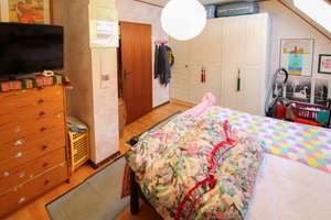Familienglück in Berlin-Buckow – Großzügiges Reihenmittelhaus mit Terrasse, Garten und Stellplatz – Die vollständige Adresse der Immobilie erhältst du vom Anbieter., 12351 Buckow, Berlin – Vorschaubild 13