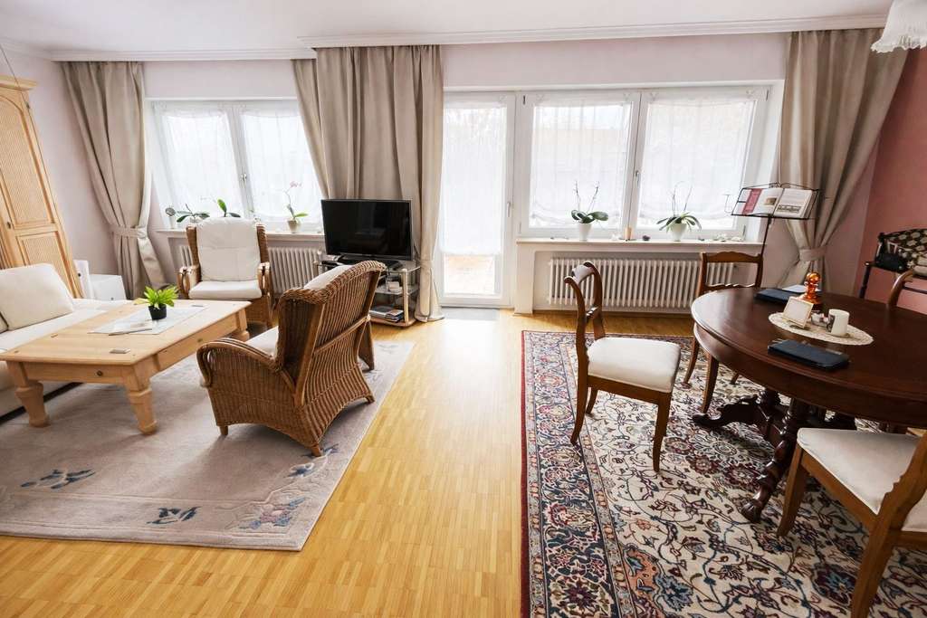 Immobilie in Schwabhausen - Große und ruhige Doppelhaushälfte mit Einliegerwohnung! - Bild 3