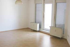 Schöne 2 Zimmerwohnung über 2 Etagen mit Dachterrasse - Staffelmietvertrag über 2 Jahre – Stuttgarter Str. 43, 73066 Uhingen – Vorschaubild 5