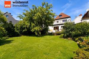Ein Zuhause mit Gartenidylle, viel Platz und ehrlichem Charakter in Schwerte-Holzen