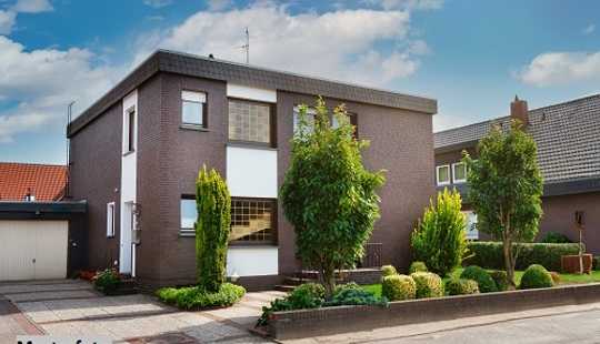 Bild von Mehrfamilienhaus mit 6 Wohnungen als Renditeobjekt