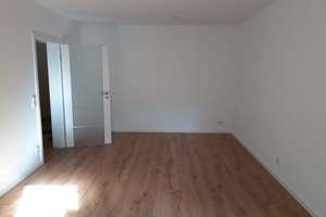 Stilvolle, neuwertige 2-Zimmer-Wohnung mit Balkon und Einbauküche in Augsburg – Die vollständige Adresse der Immobilie erhältst du vom Anbieter., 86199 Göggingen-Nordost, Augsburg – Vorschaubild 2