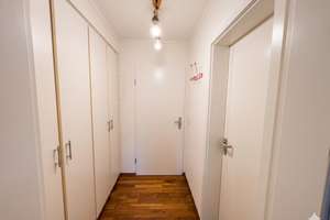 Bezugsfrei // Sonniges 1-Zimmer-Apartment in toller Lage in München Perlach – Putzbrunner Straße 33b, 81739 Neuperlach, München – Vorschaubild 5