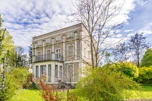 Exklusive Gründerzeitvilla mit Remise und historischem Charme