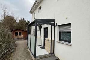 Traumhafte Stadtvilla mit Garten & nachhaltiger Energie in zweiter Reihe – Die vollständige Adresse der Immobilie erhältst du vom Anbieter., 91217 Hersbruck – Vorschaubild 2