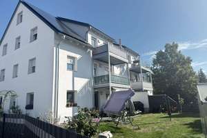 Zum 01.12.! Wohnen wie im Haus! Mit Tageslichtbad, Balkon und Stellplatz | Luft-Wärme-Pumpe – 4838 Zschepplin – Vorschaubild 15