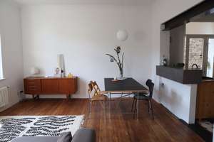 Schöne, sonnige 2 Zimmer Altbau-Wohnung im Stuttgarter Westen – Die vollständige Adresse der Immobilie erhältst du vom Anbieter., 70193 Vogelsang, Stuttgart – Vorschaubild 1