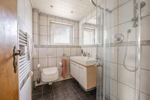 Zweifamilienhaus in Jüchen Hochneukirch – 110m² Wohnfläche auf großem Grundstück – Die vollständige Adresse der Immobilie erhältst du vom Anbieter., 41363 Jüchen – Vorschaubild 3