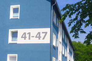 Ihre neue Wohnung: günstig geschnittene 3-Zimmer-Wohnung – Am Stadion 45, 33689 Sennestadt, Bielefeld – Vorschaubild 1
