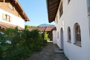 Einfamilienhaus in idyllischer Lage im Chiemgau – Die vollständige Adresse der Immobilie erhältst du vom Anbieter., 83112 Frasdorf – Vorschaubild 3