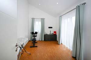 Exklusives Einfamilienhaus mit besonderer Architektur in Fuldatal! – Die vollständige Adresse der Immobilie erhältst du vom Anbieter., 34233 Fuldatal – Vorschaubild 8