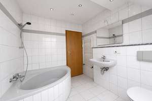 Moderne 2,5-Zimmer-Maisonette mit Dachterrasse in Essen-Holsterhausen – Keplerstraße 117, 45147 Holsterhausen, Essen – Vorschaubild 12